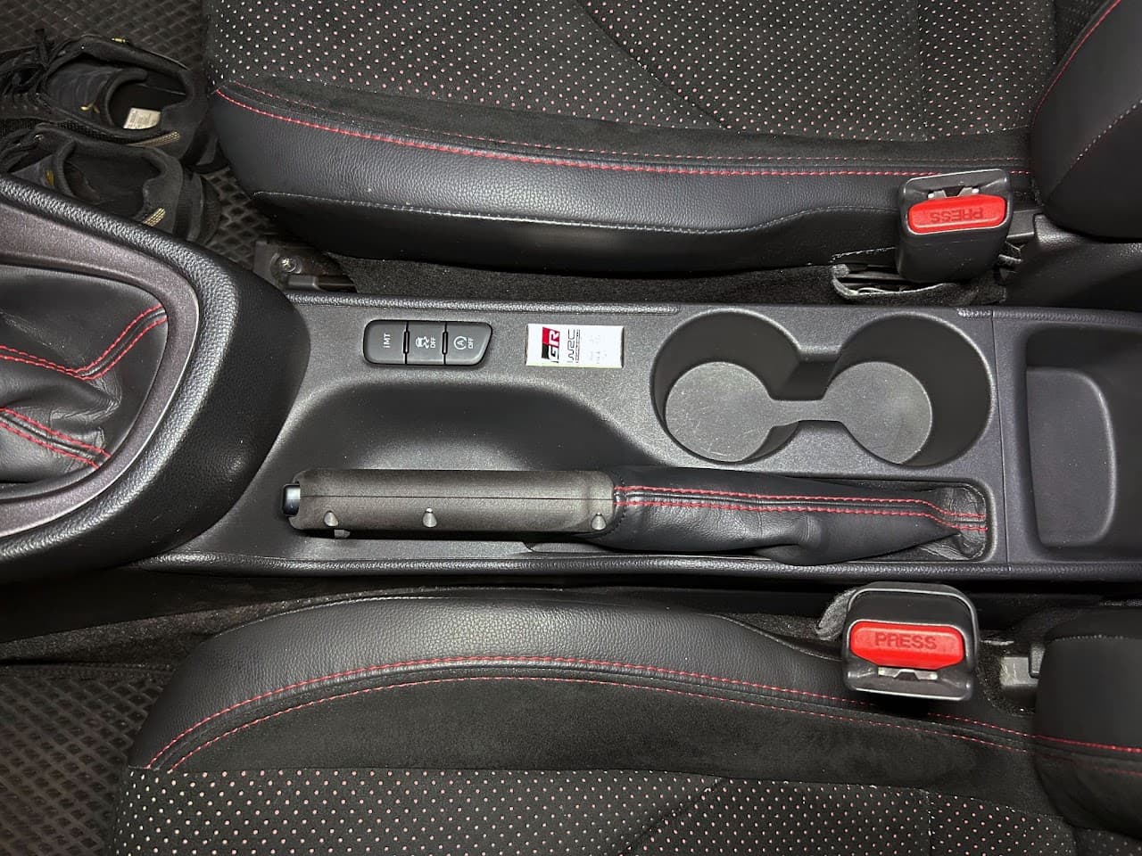 Switchable Handbrake Lever 6