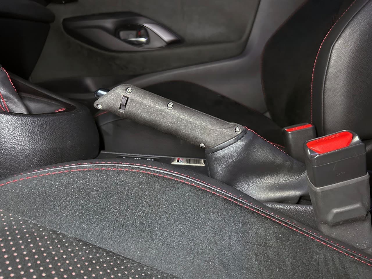 Switchable Handbrake Lever